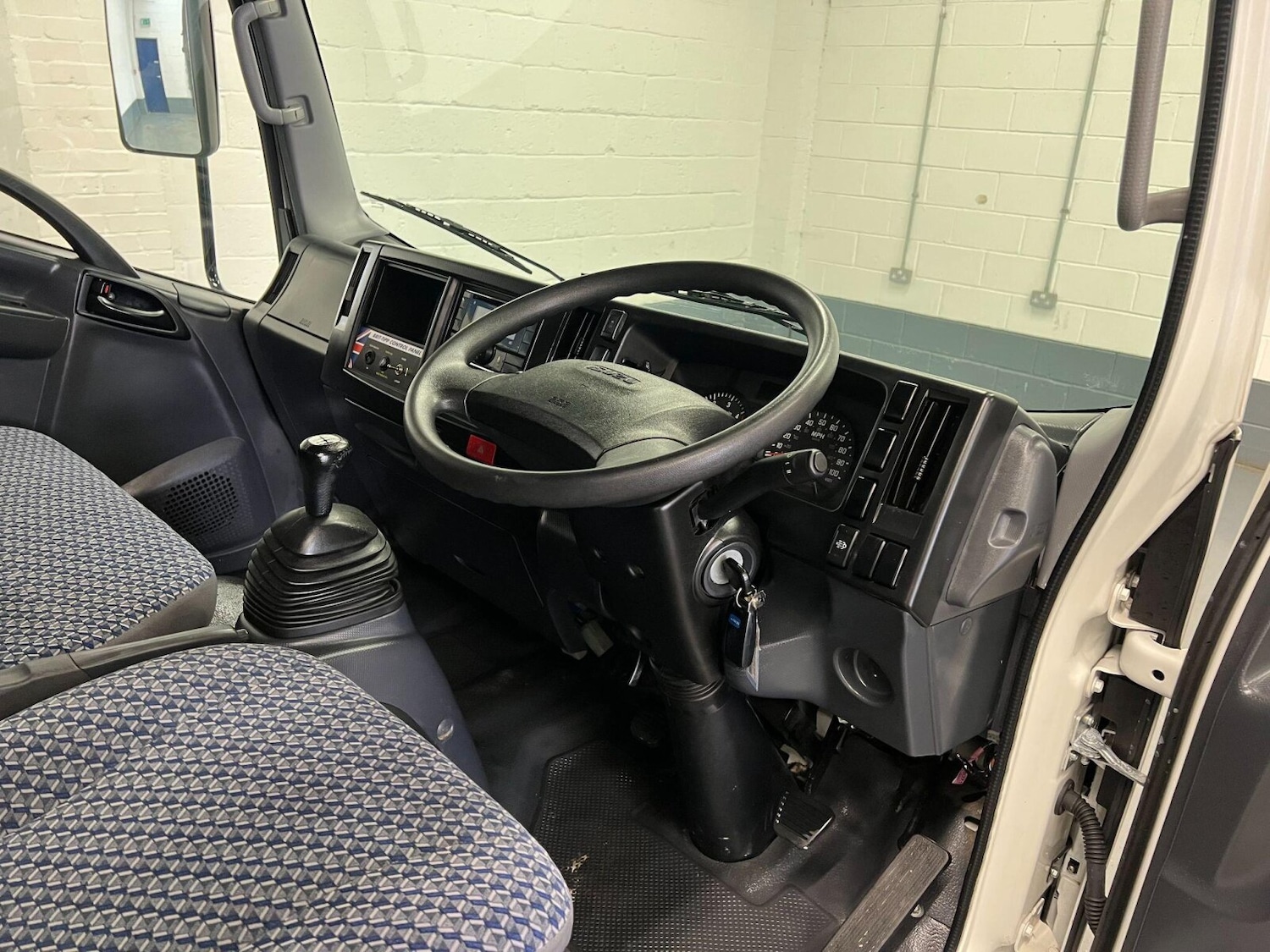 Used Isuzu Grafter 2022 for sale - 76249887: Photo 11