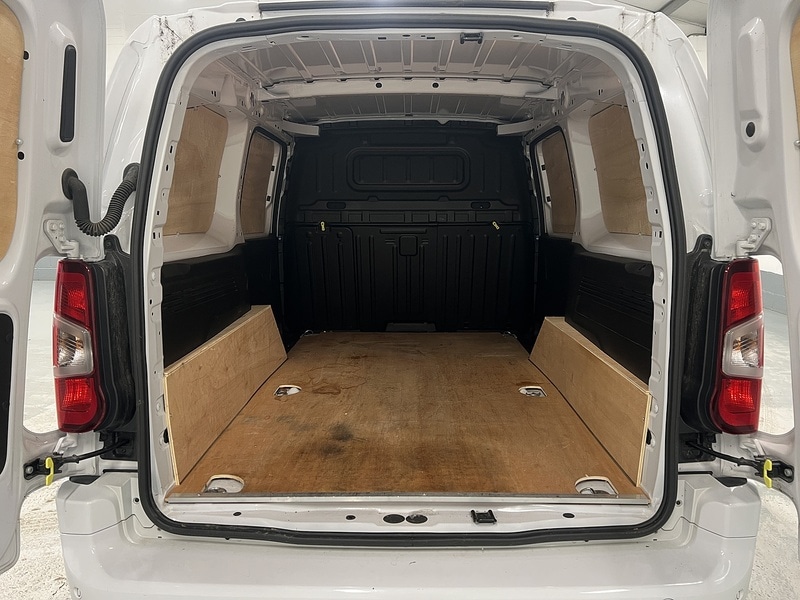 Used Citroen Berlingo 2024 for sale - 77447139: Photo 5