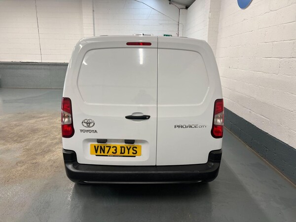 Used Toyota ProAce 2023 for sale - 76140002: Photo 6