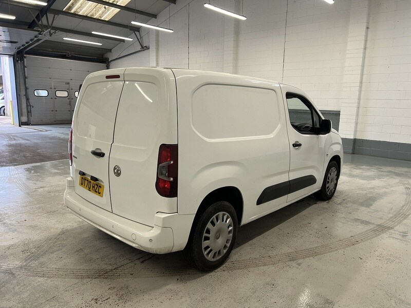 Used Vauxhall Combo 2021 for sale - 77817926: Photo 3