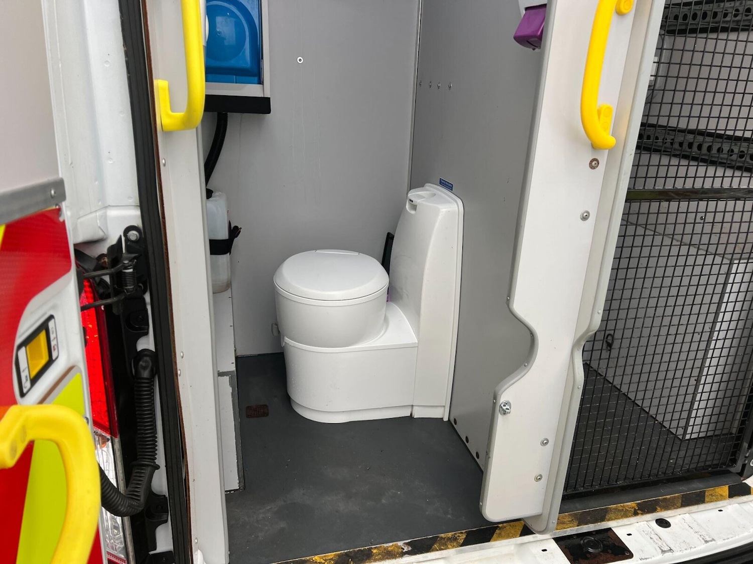 Used Ford Transit 2020 for sale - 76873890: Photo 33