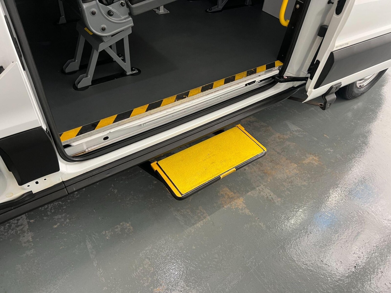 Used Ford Transit 2020 for sale - 76873890: Photo 45