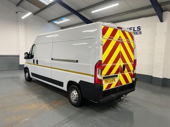 Used Peugeot Boxer 2023 for sale - 76875035: Photo