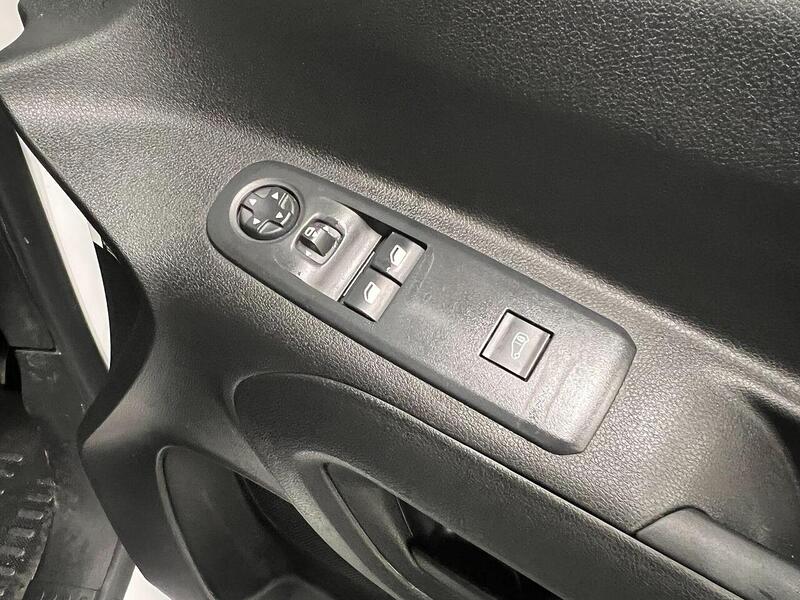 Used Citroen Berlingo 2024 for sale - 76904181: Photo 31