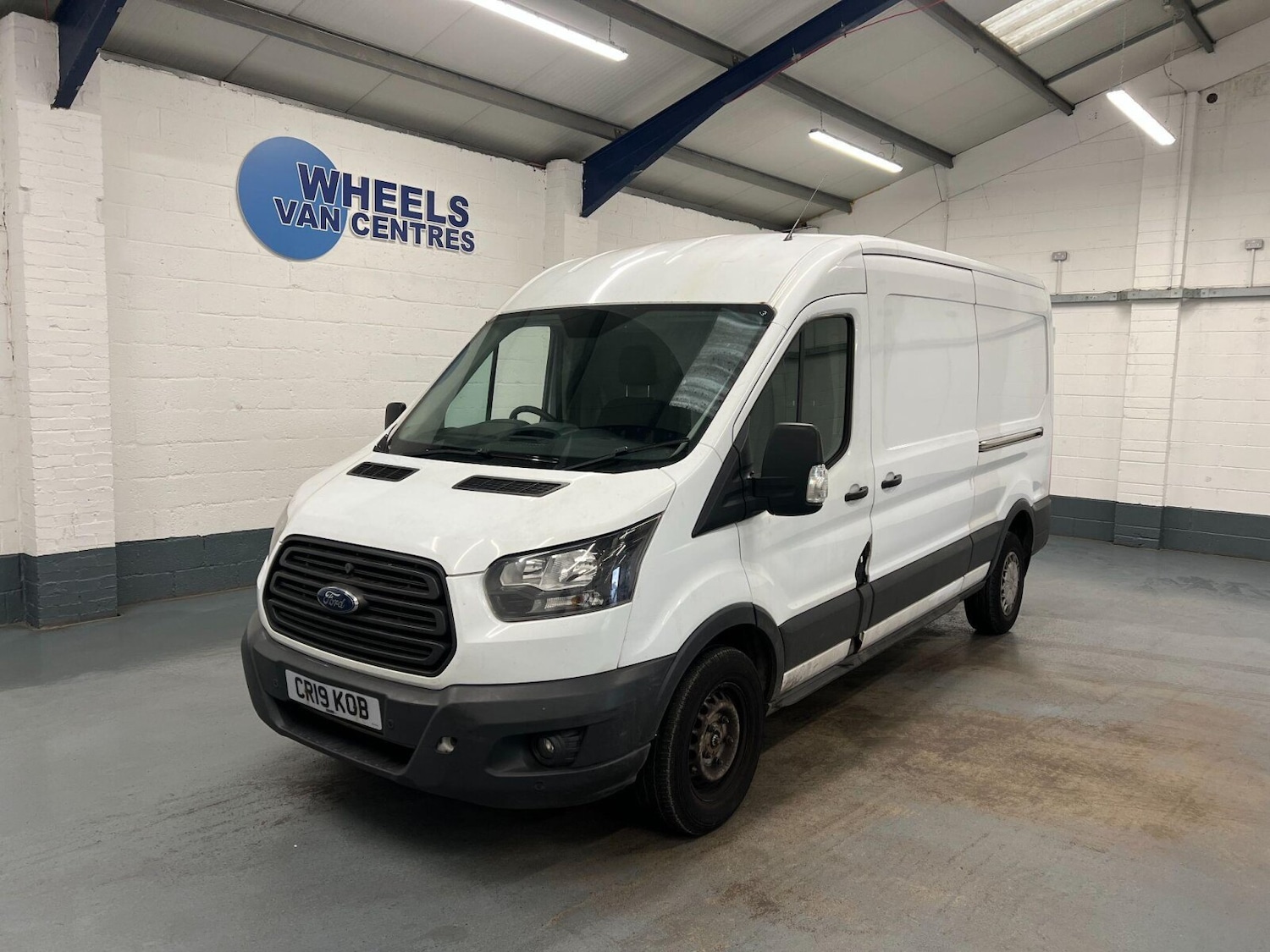 Used Ford Transit 2019 for sale - 76302237: Photo 1