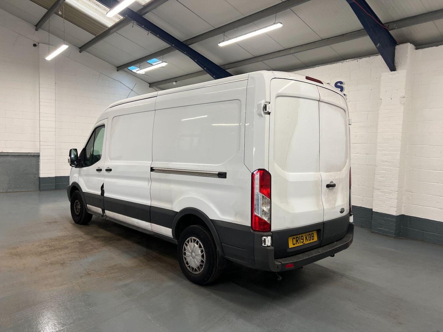 Used Ford Transit 2019 for sale - 76302237: Photo 2