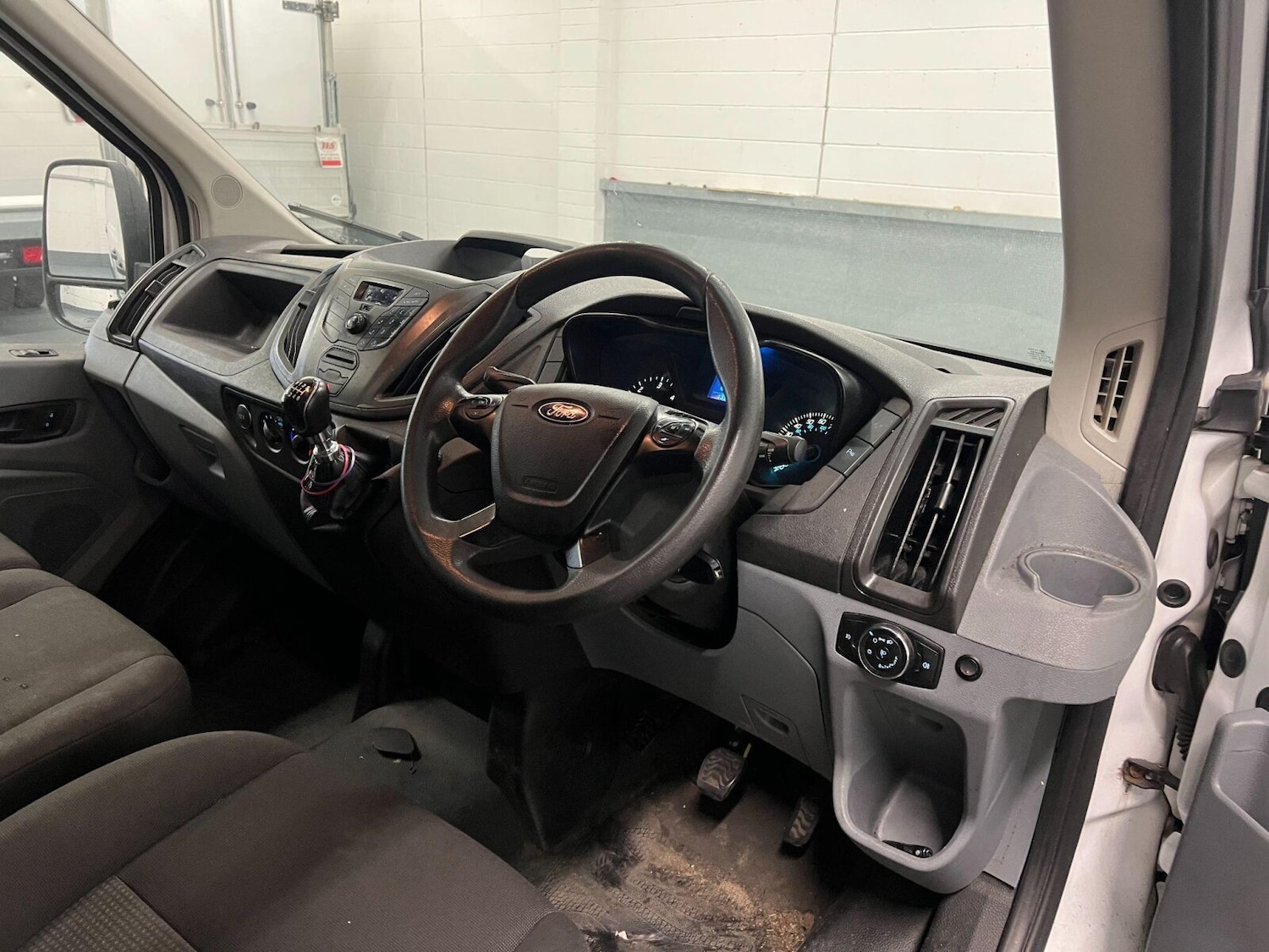 Used Ford Transit 2019 for sale - 76302237: Photo 6