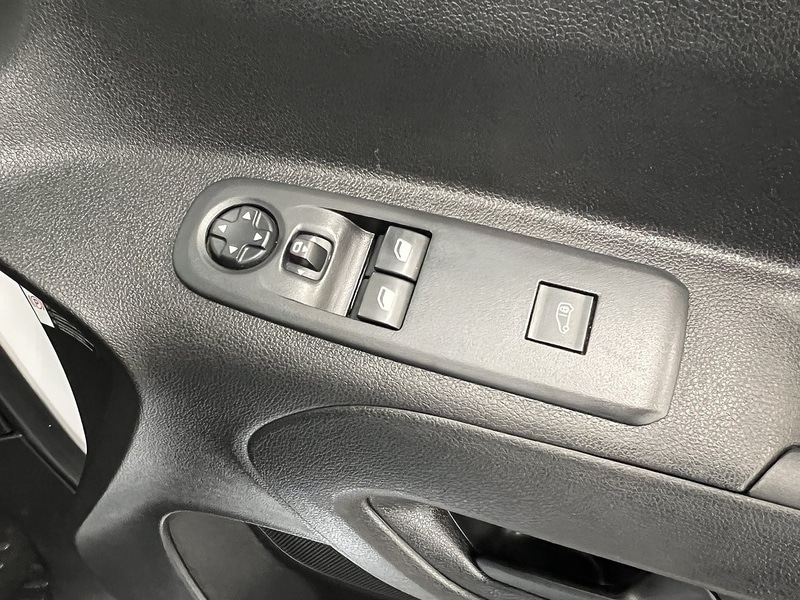 Used Vauxhall Combo 2023 for sale - 76904245: Photo 12