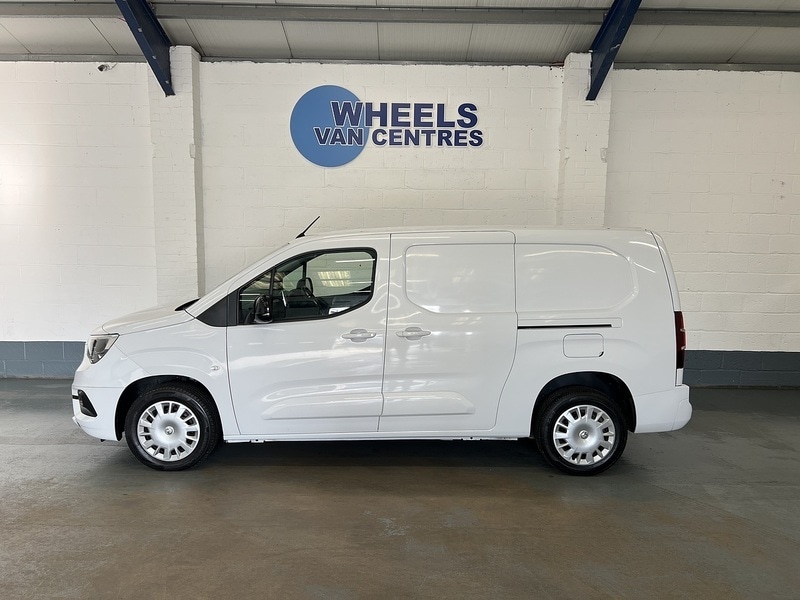Used Vauxhall Combo 2023 for sale - 76904245: Photo 2