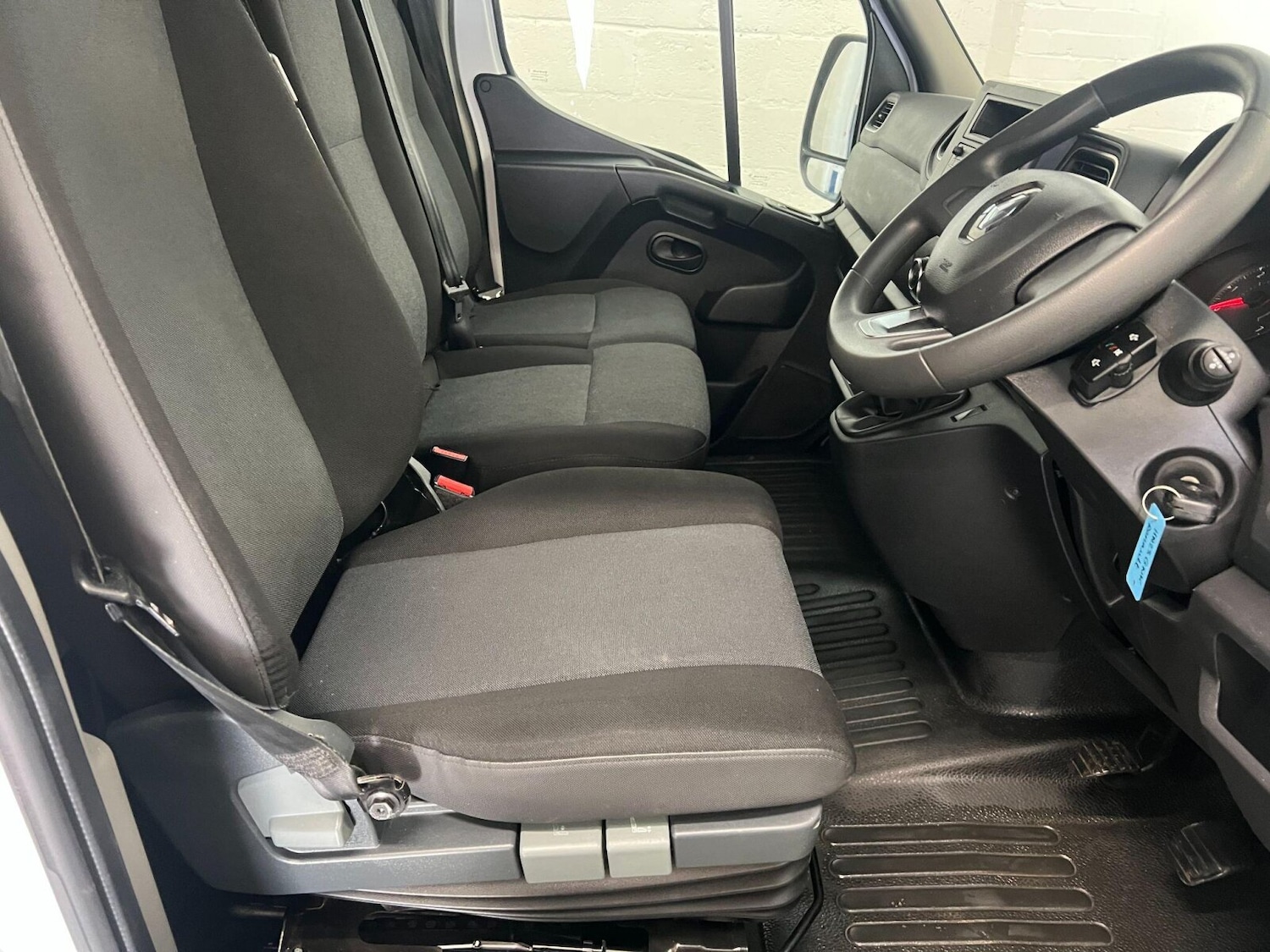 Used Renault Master 2023 for sale - 76871670: Photo 10