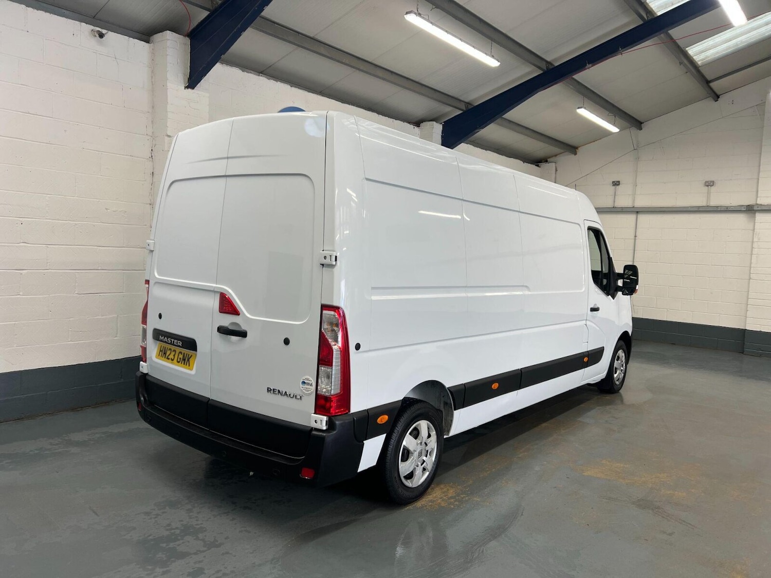 Used Renault Master 2023 for sale - 76871670: Photo 8