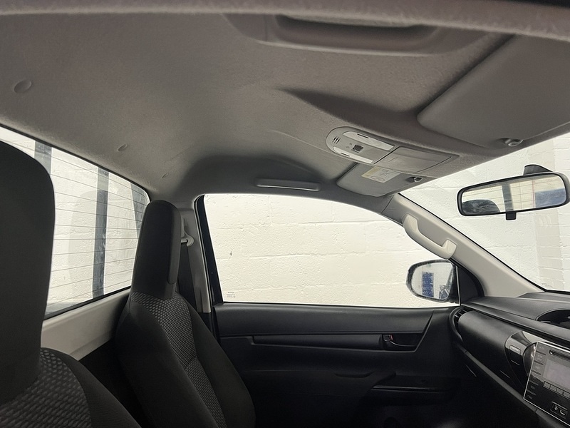 Used Toyota Hilux 2019 for sale - 76904209: Photo 13