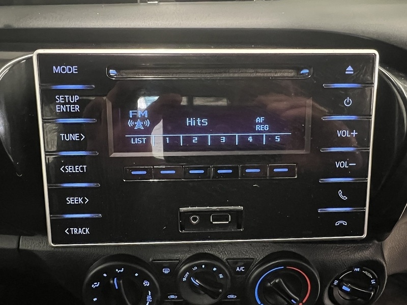 Used Toyota Hilux 2019 for sale - 76904209: Photo 22