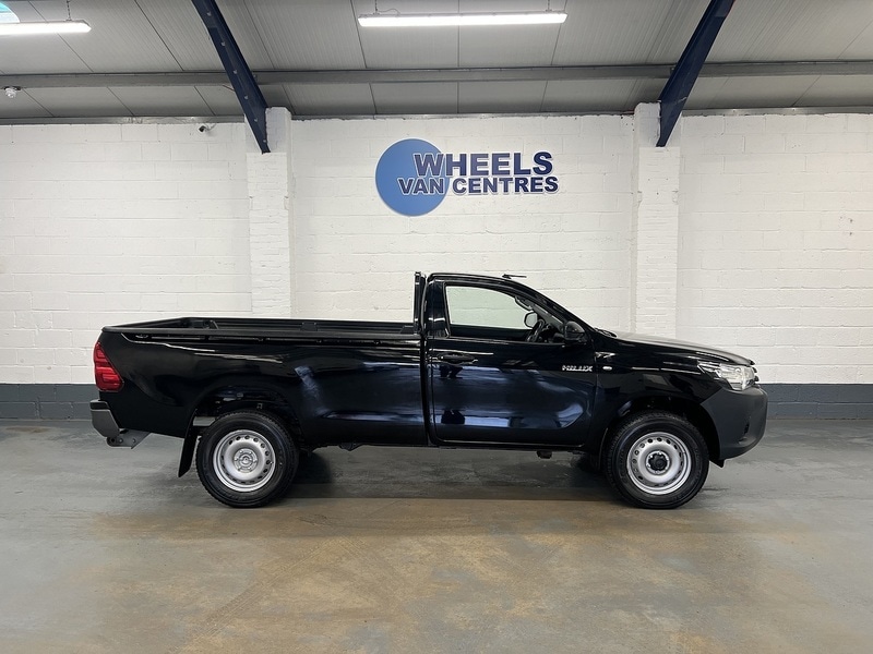 Used Toyota Hilux 2019 for sale - 76904209: Photo 6