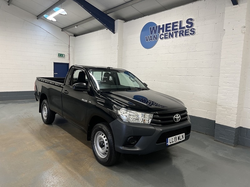Used Toyota Hilux 2019 for sale - 76904209: Photo 7