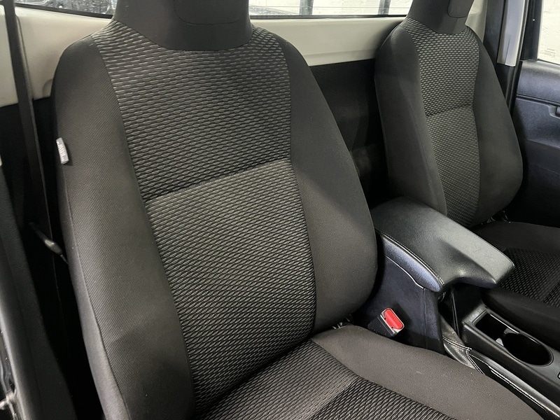 Used Toyota Hilux 2019 for sale - 76904209: Photo 9