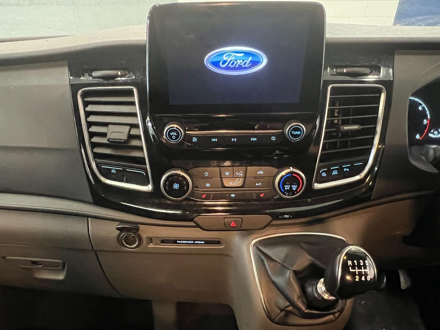 Used Ford Transit Custom 2022 for sale - 76507487: Photo 9