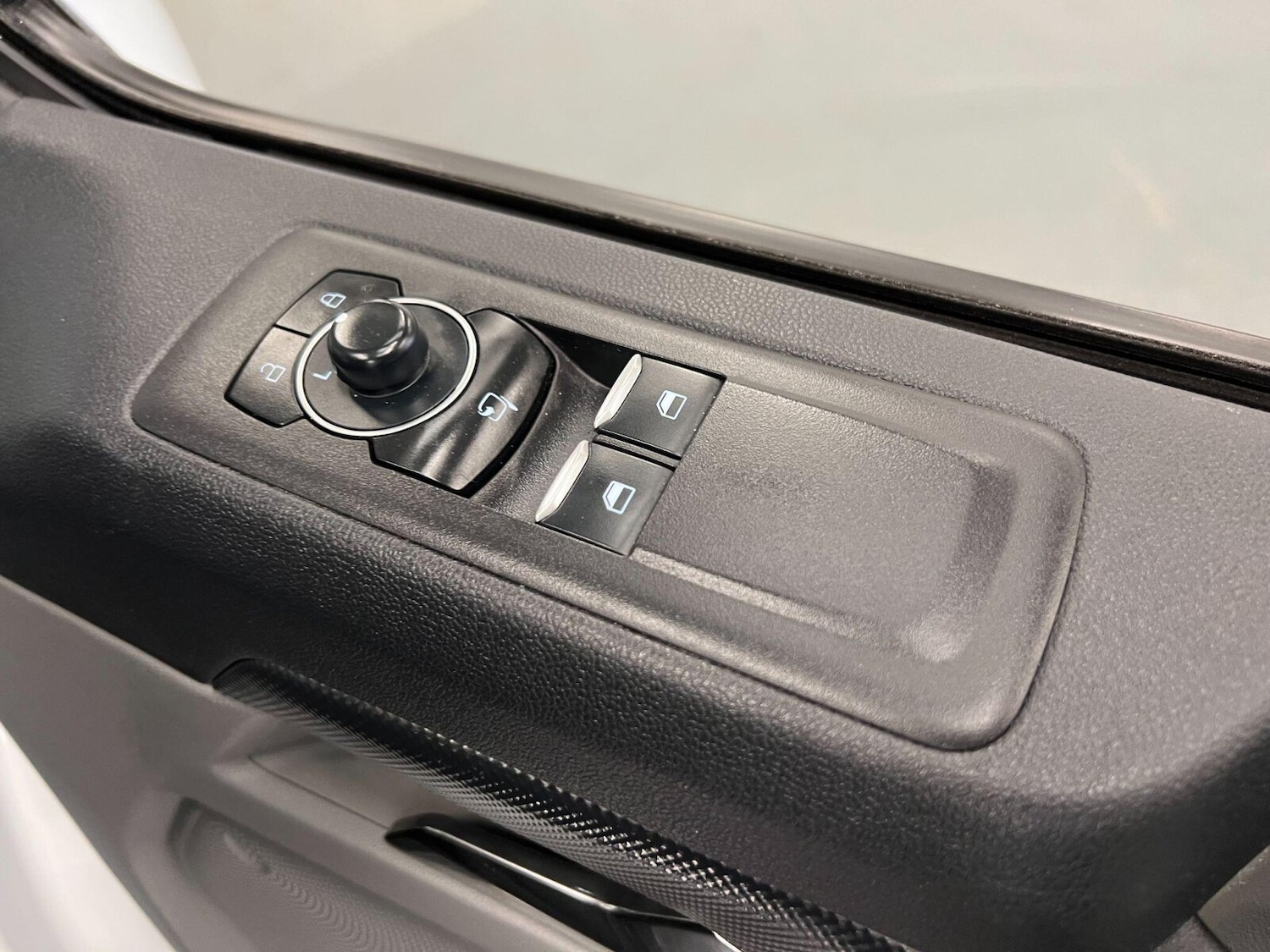 Used Ford Transit Custom 2024 for sale - 76869960: Photo 12