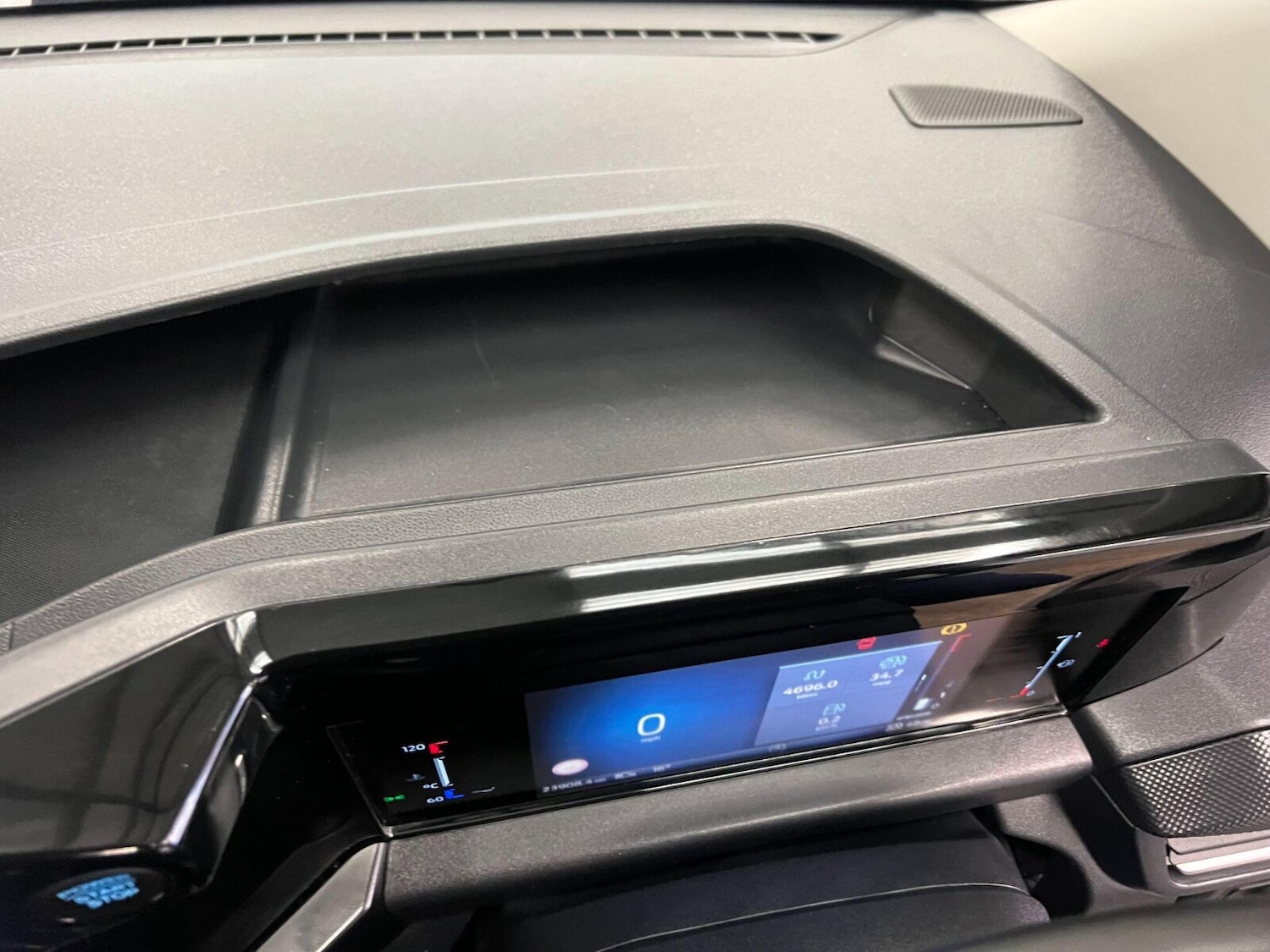 Used Ford Transit Custom 2024 for sale - 76869960: Photo 30