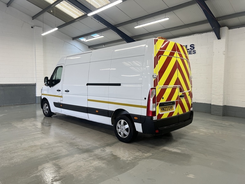 Used Renault Master 2023 for sale - 77643318: Photo 2