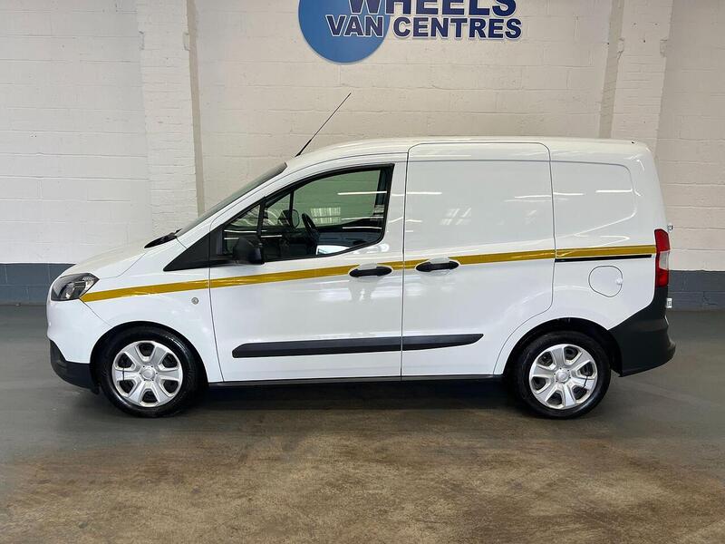 Used Ford Transit Courier 2021 for sale - 76903924: Photo 2