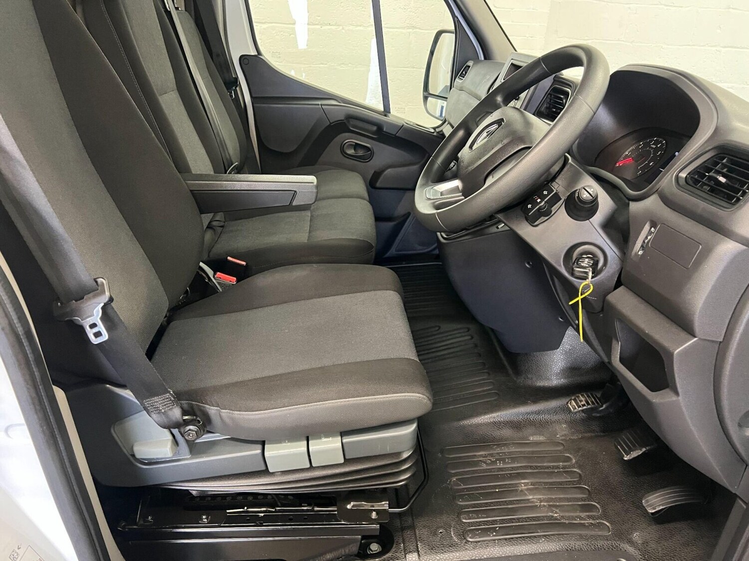 Used Renault Master 2023 for sale - 76870888: Photo 10