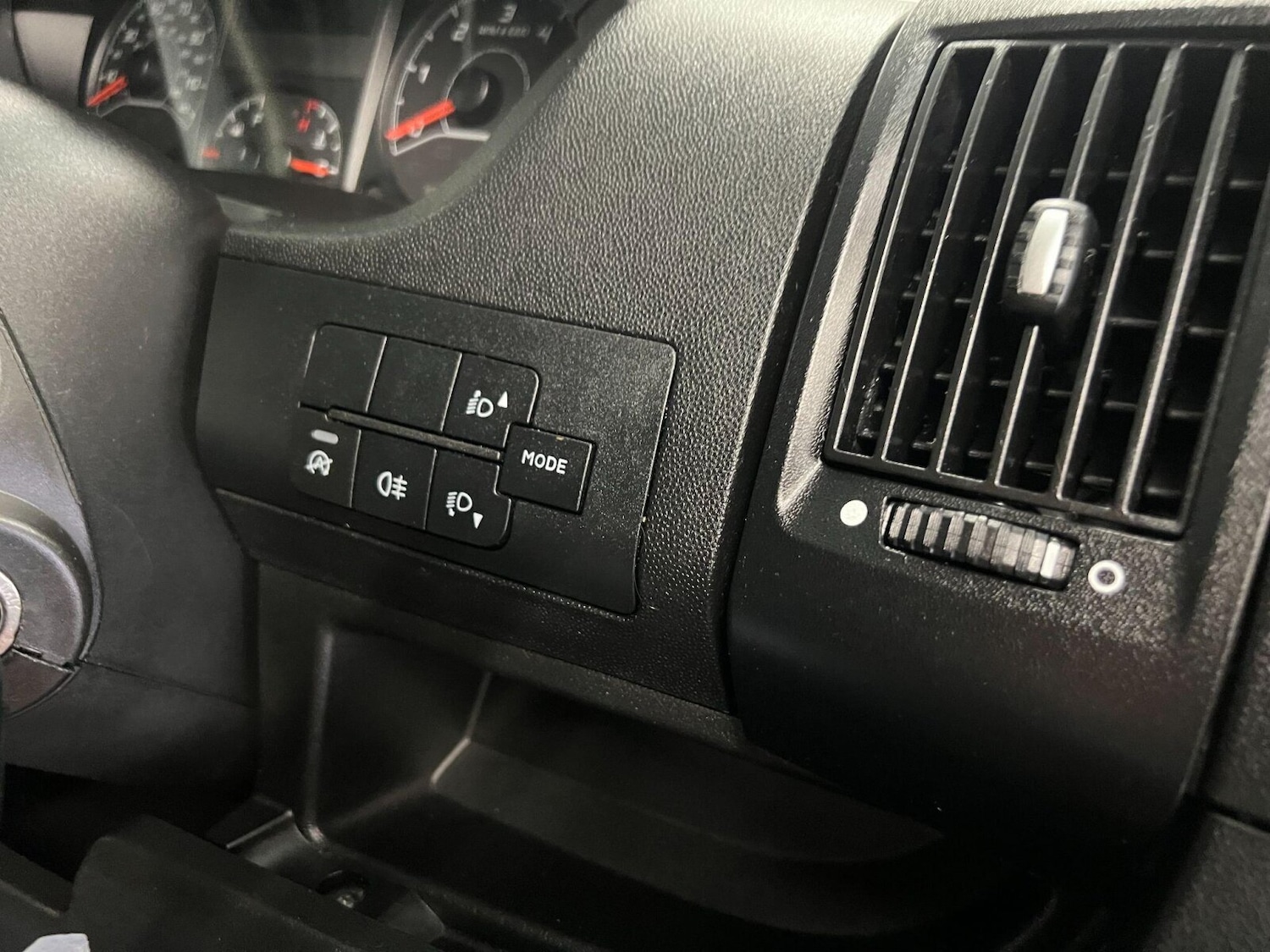 Used Peugeot Boxer 2022 for sale - 75843843: Photo 12