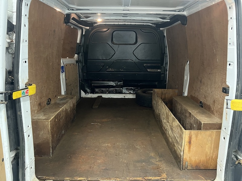 Used Ford Transit Custom 2015 for sale - 77792592: Photo 5