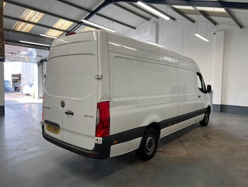 Used Mercedes-Benz Sprinter 2023 for sale - 76428004: Photo