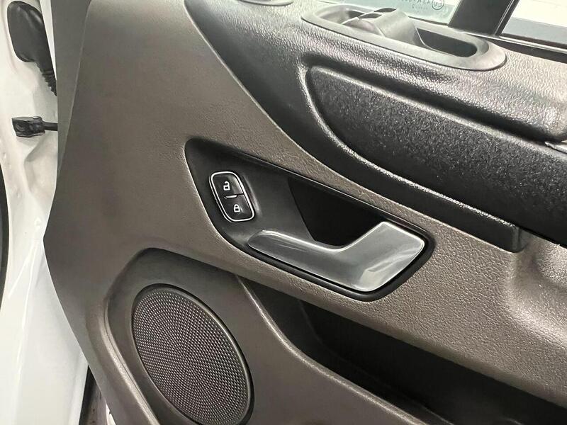 Used Ford Transit Custom 2022 for sale - 76903943: Photo 12