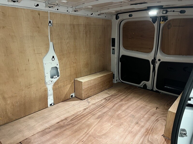 Used Renault Trafic 2024 for sale - 76906083: Photo 32