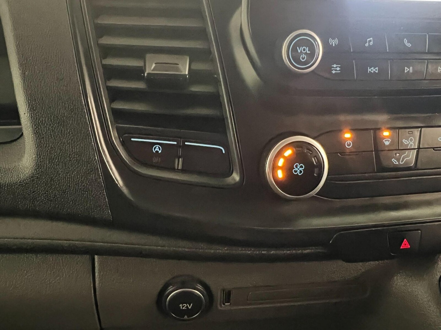 Used Ford Transit 2020 for sale - 76563831: Photo 16