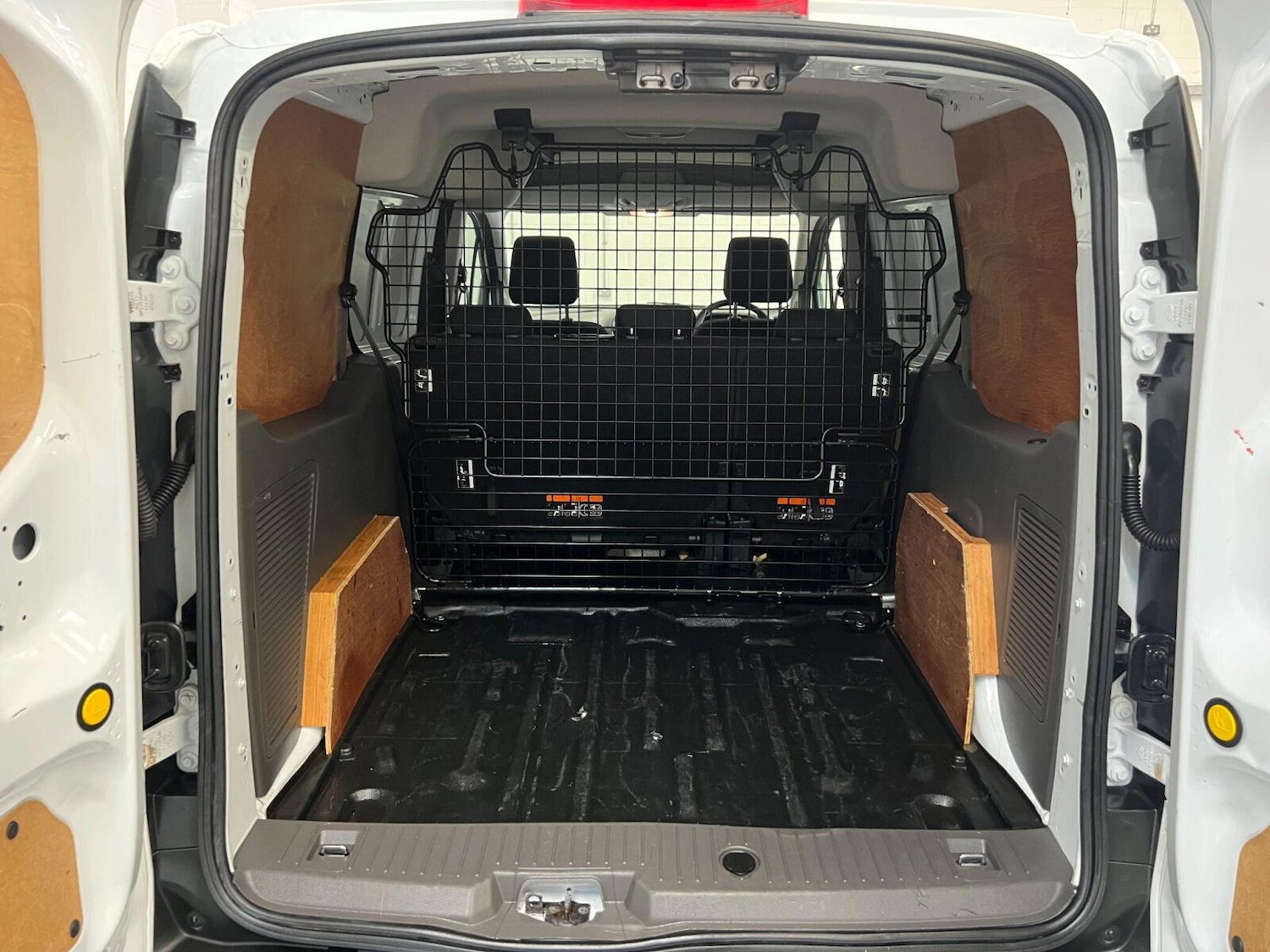 Used Ford Transit Connect 2020 for sale - 75675213: Photo 24