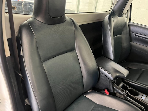 Used Toyota Hilux 2021 for sale - 76195983: Photo 9