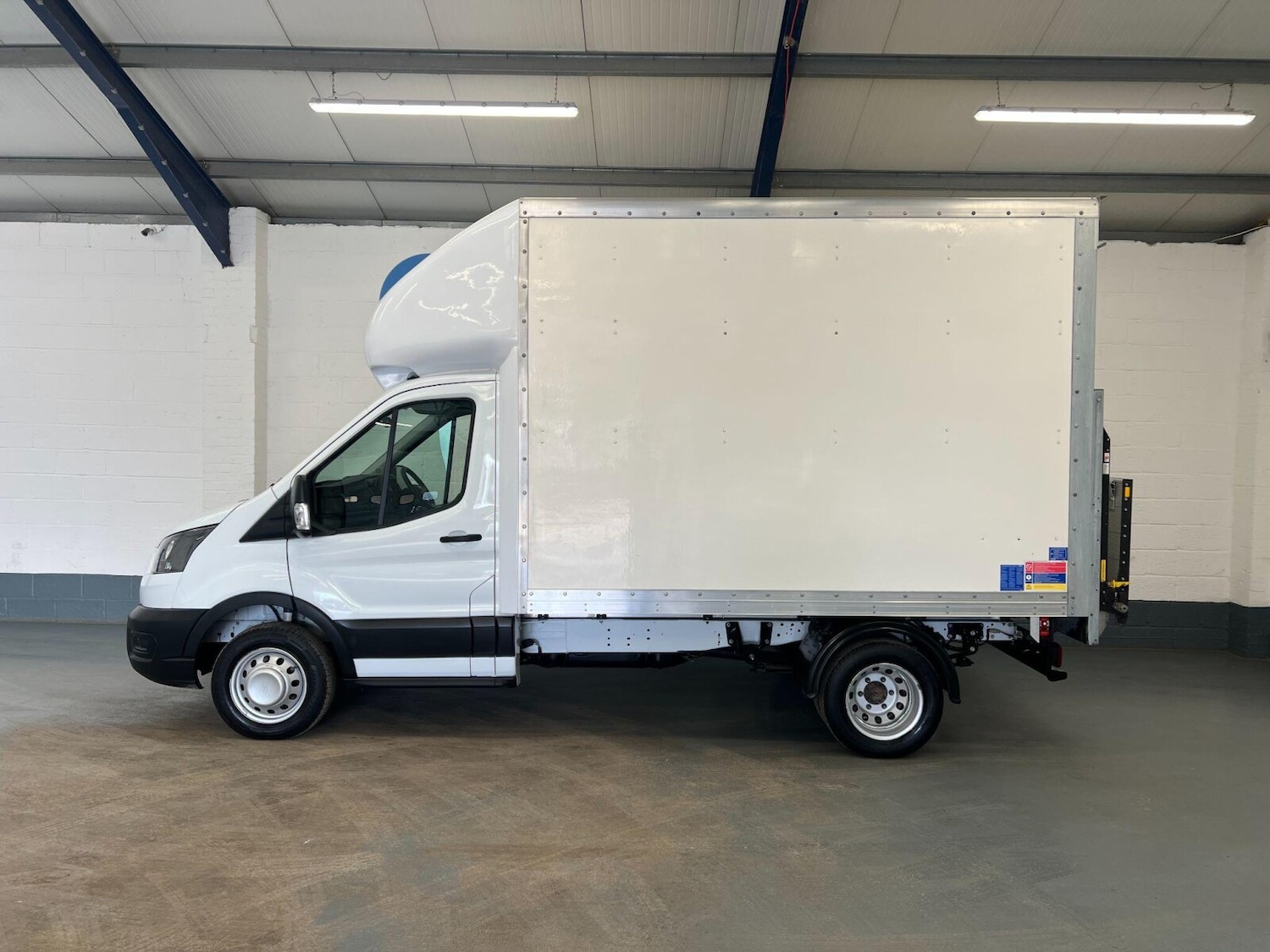 Used Ford Transit 2022 for sale - 76871048: Photo 2