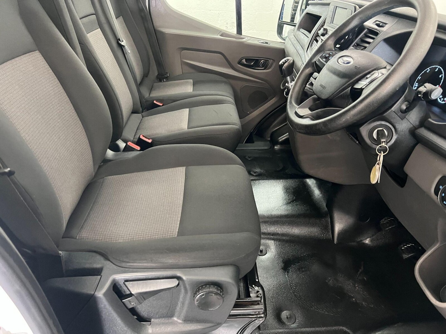 Used Ford Transit 2021 for sale - 76868631: Photo 17