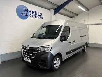 Renault Master feature image