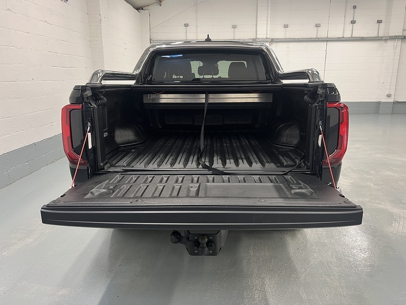 Used Volkswagen Amarok 2024 for sale - 77227898: Photo 39