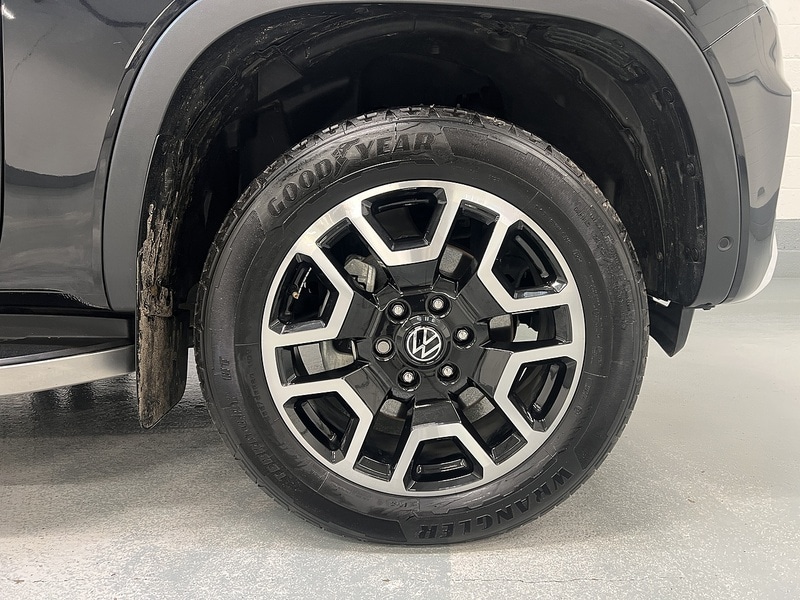 Used Volkswagen Amarok 2024 for sale - 77227898: Photo 41