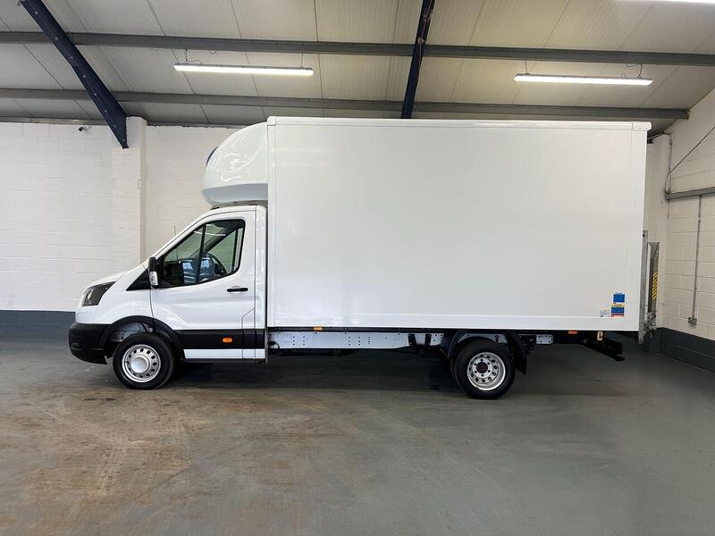 Used Ford Transit 2023 for sale - 76904031: Photo 2