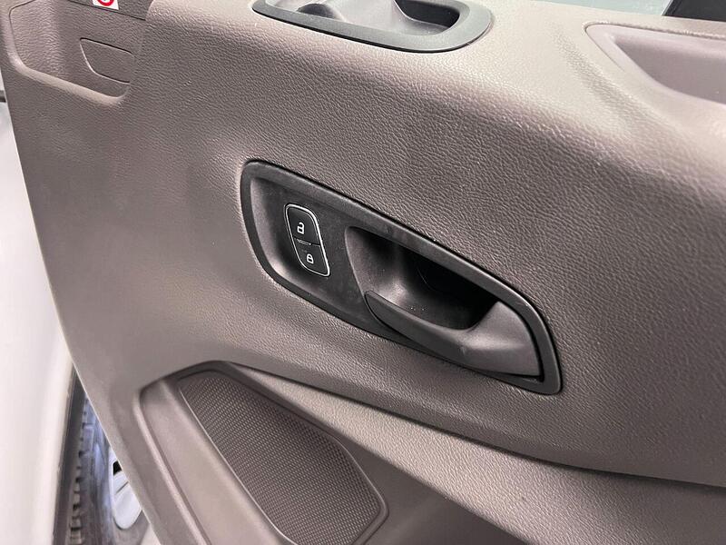 Used Ford Transit 2023 for sale - 76904031: Photo 30