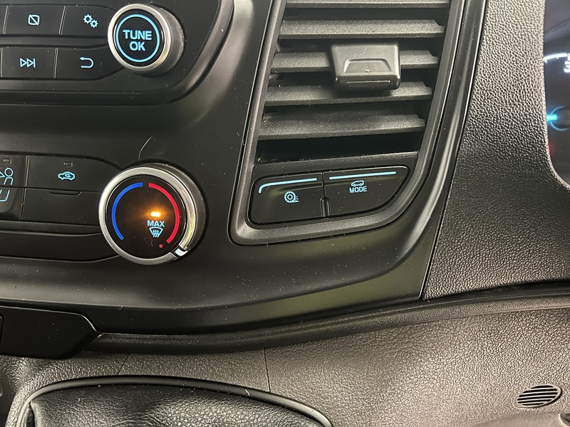 Used Ford Transit Custom 2020 for sale - 77873270: Photo 24