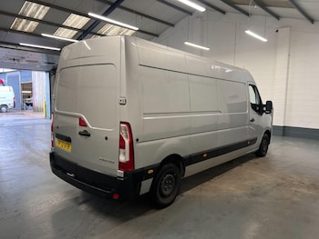 Used Renault Master 2023 for sale - 76328247: Photo