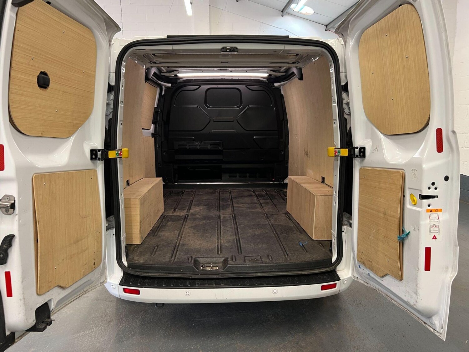 Used Ford Transit Custom 2023 for sale - 76124680: Photo 11