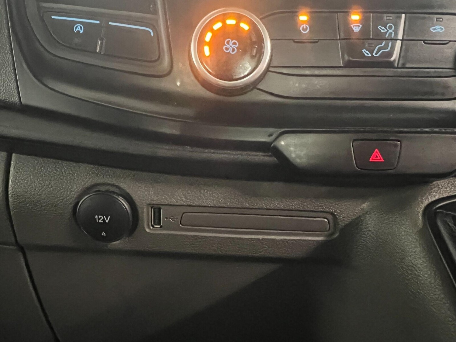 Used Ford Transit 2022 for sale - 76873923: Photo 23