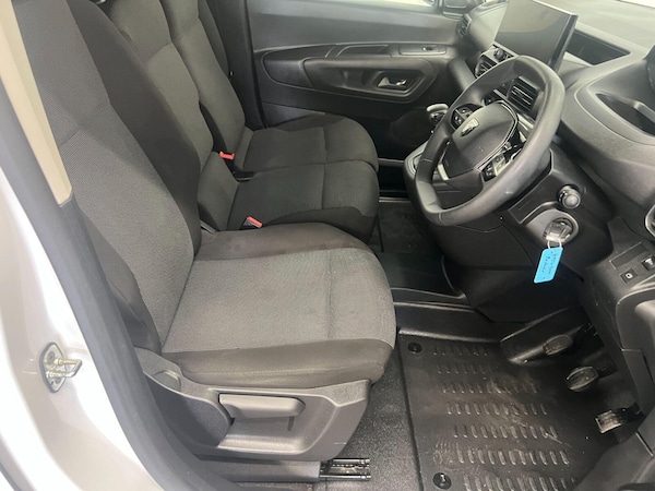 Used Peugeot Partner 2024 for sale - 75403940: Photo 9