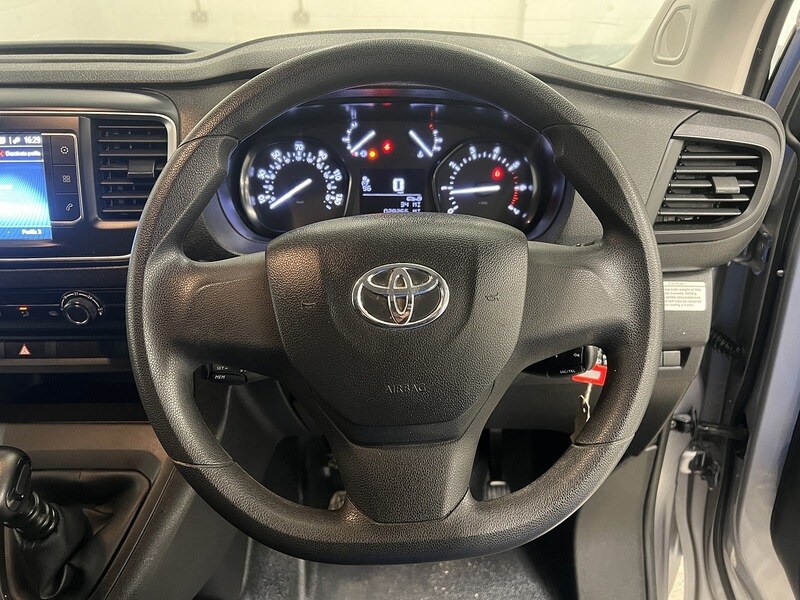 Used Toyota ProAce 2024 for sale - 77643350: Photo 16