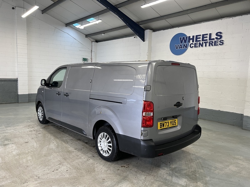 Used Toyota ProAce 2024 for sale - 77643350: Photo 2