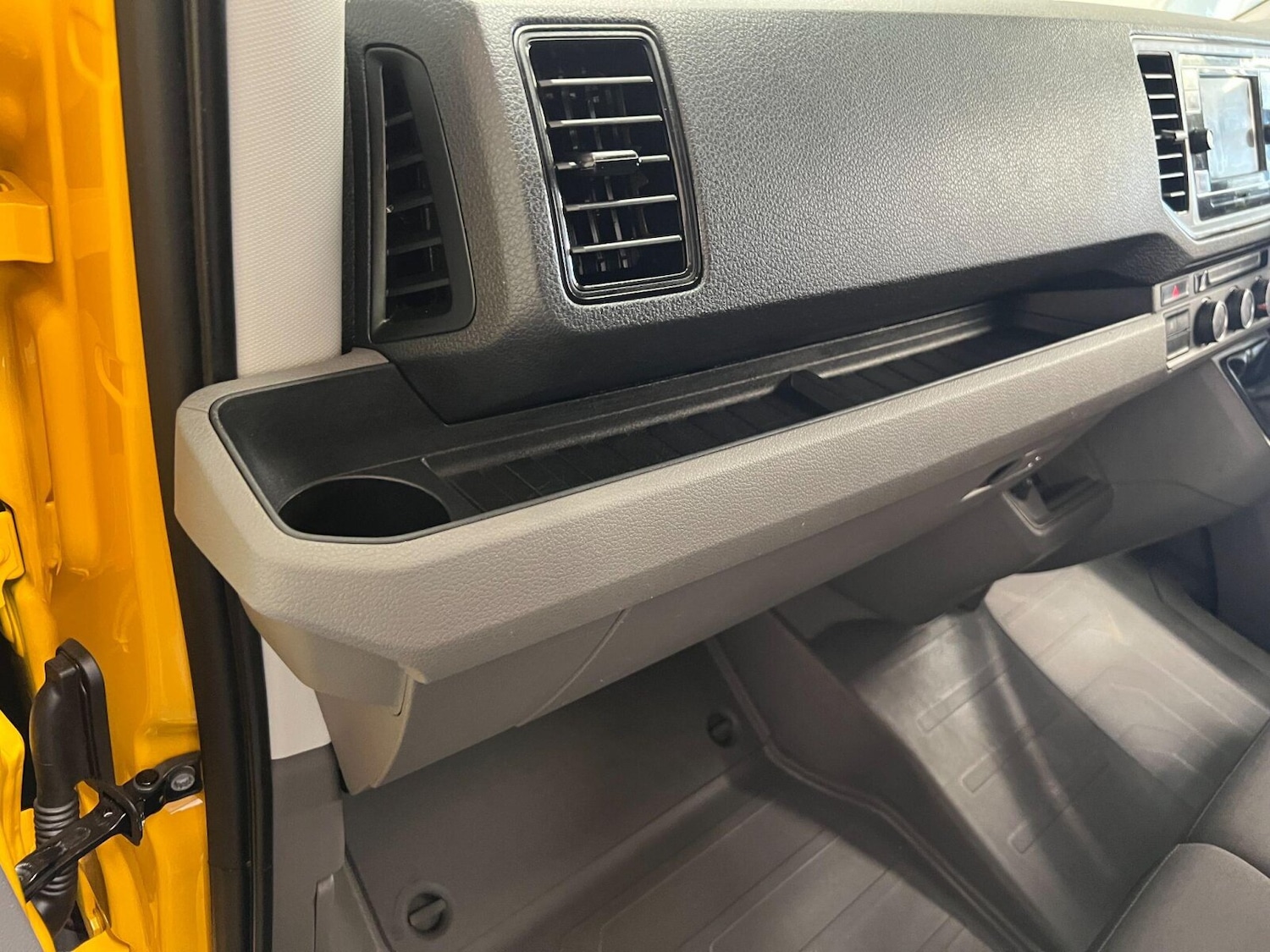 Used Volkswagen Crafter 2024 for sale - 76580177: Photo 32