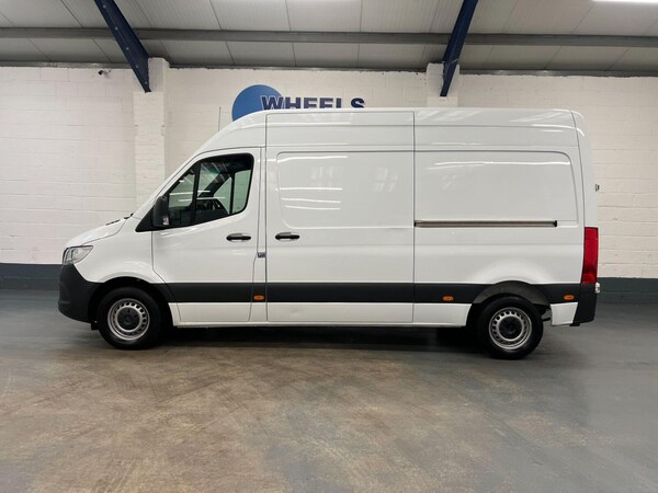 Used Mercedes-Benz Sprinter 2024 for sale - 76044407: Photo 2
